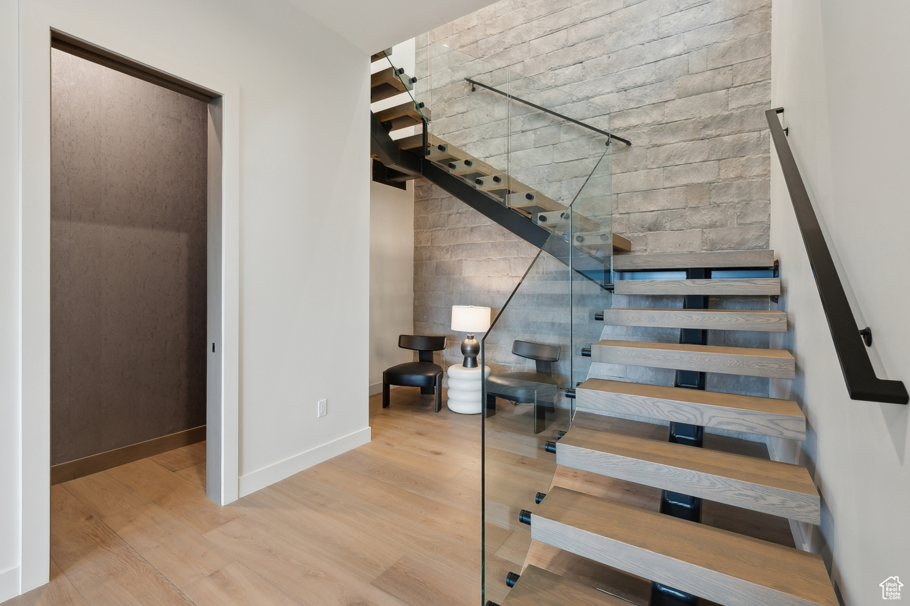 THE SUMMIT - Residential