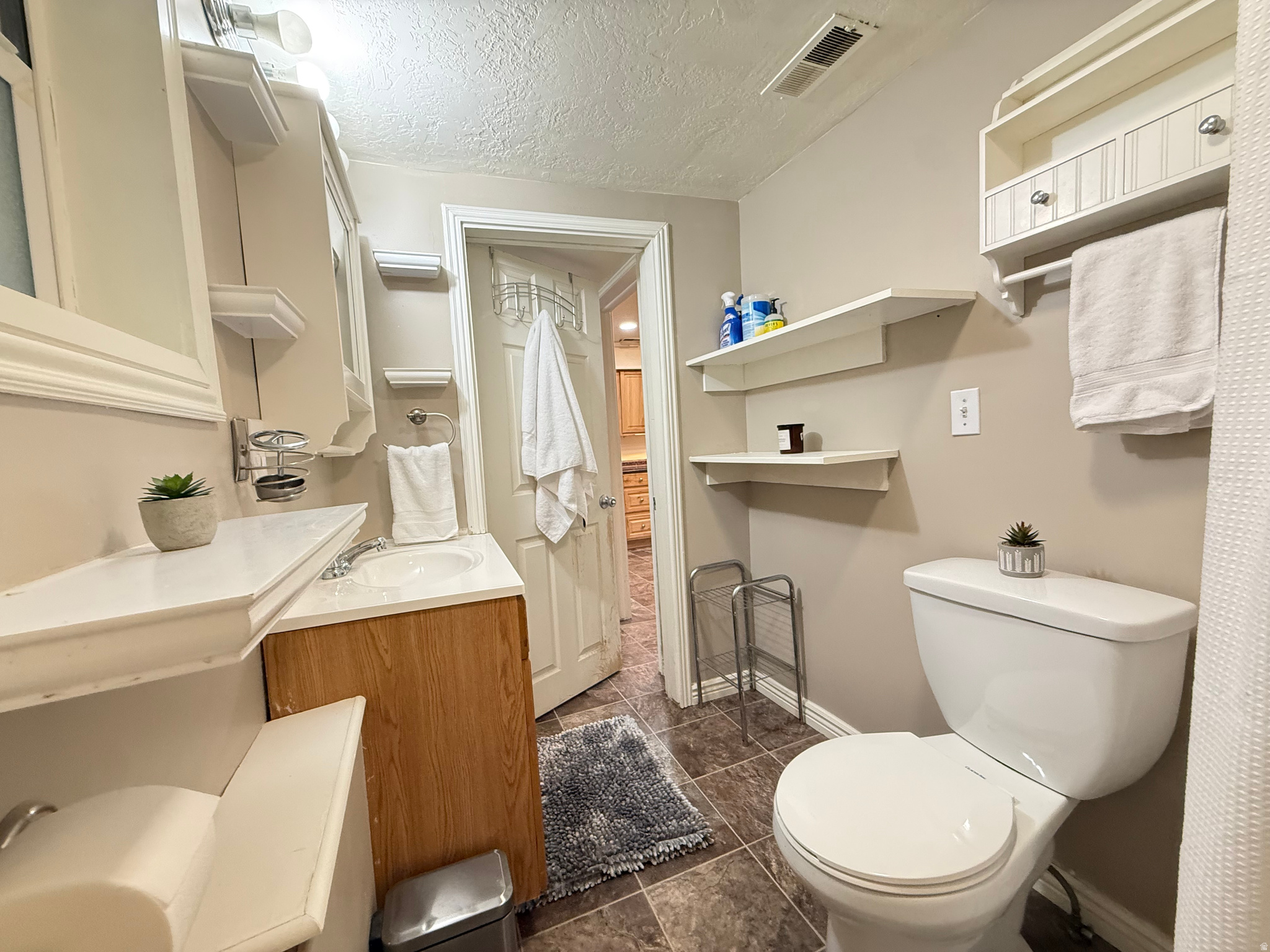 MOUNTAIN VIEW - Residential