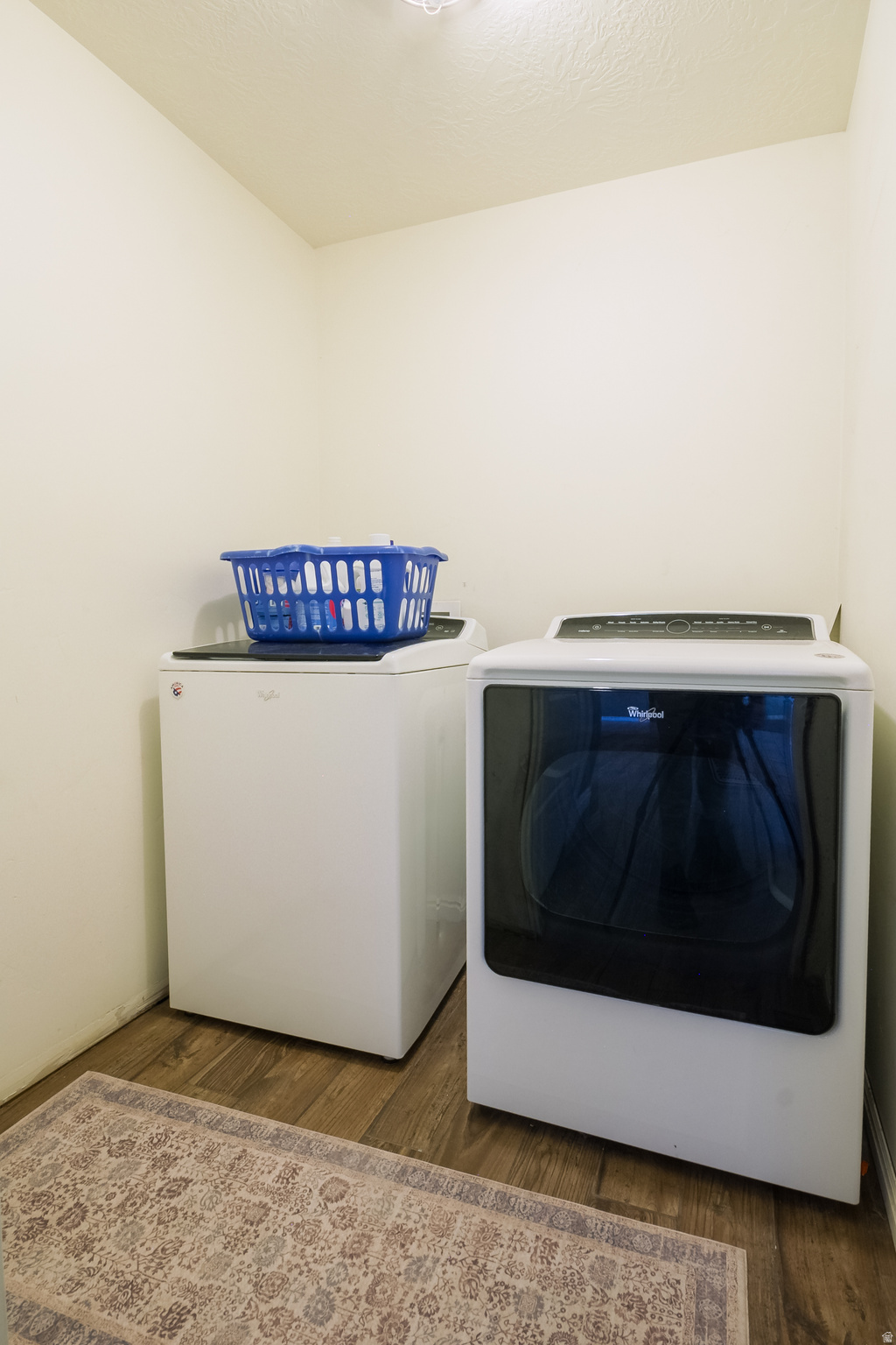 KRYSTLE HOME - Residential