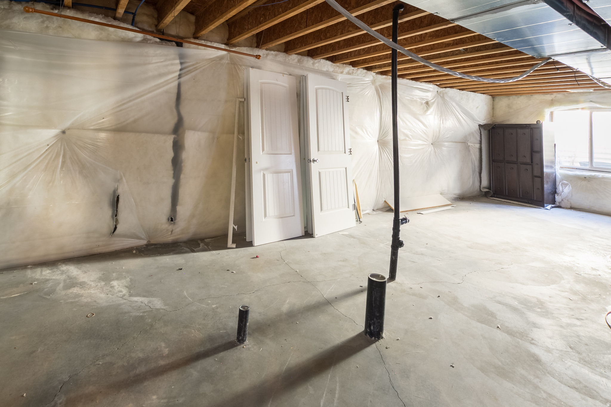 KRYSTLE HOME - Residential