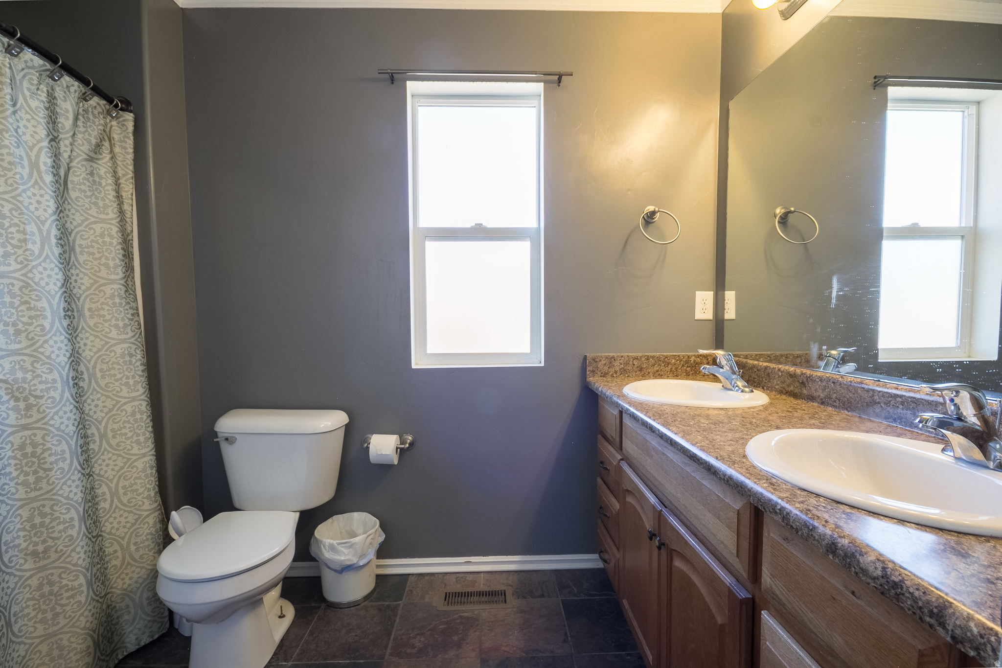 KRYSTLE HOME - Residential