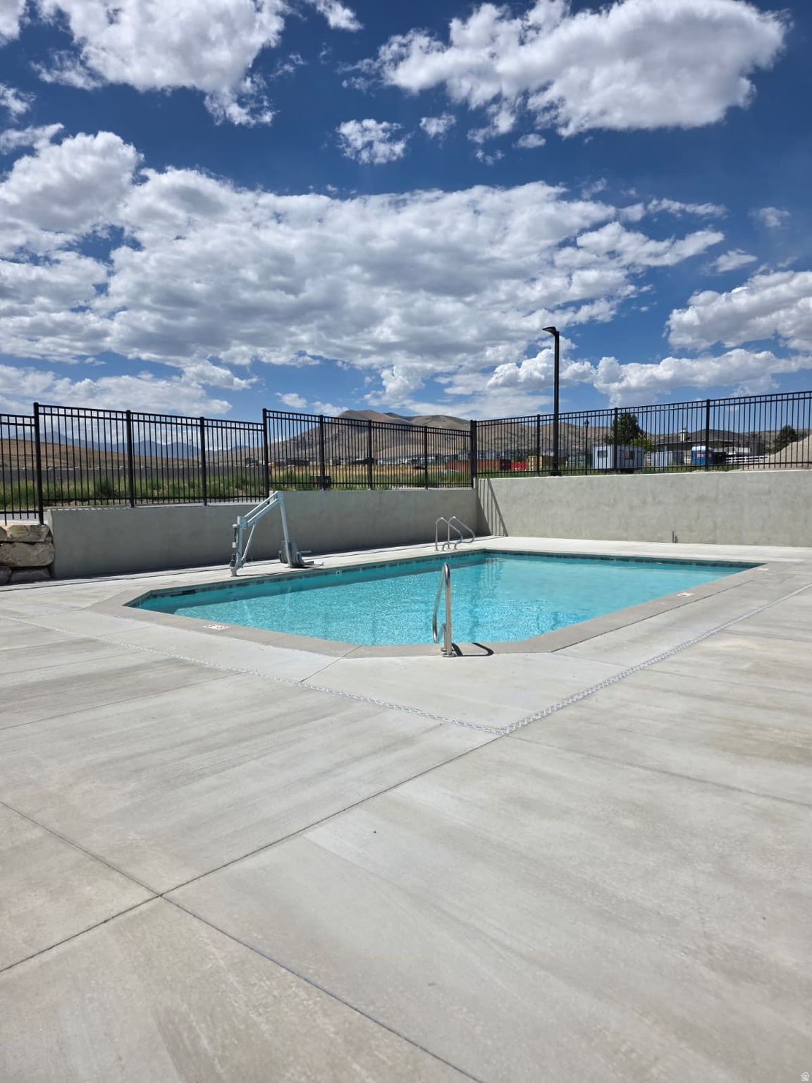 SARATOGA VIEW - Residential