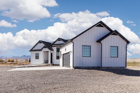 Tiny photo for 904 S 570 W, Monroe, UT 84754 (MLS # 2182104)