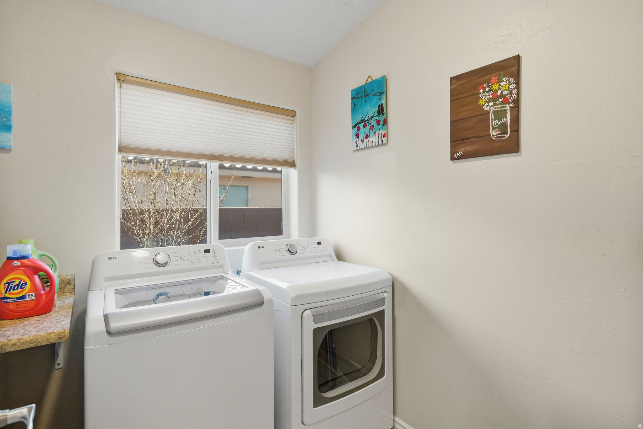 SUGAR PLUM IN THE FIELDS PH 3 - Residential