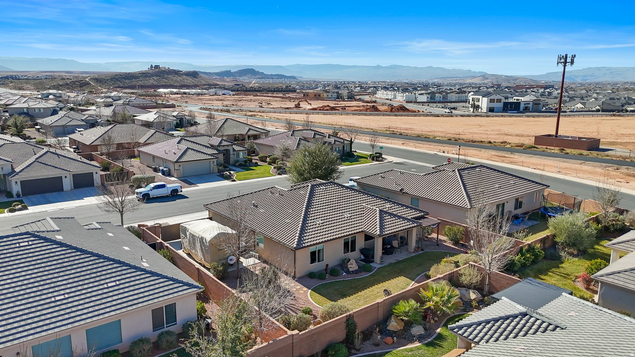 SUGAR PLUM IN THE FIELDS PH 3 - Residential