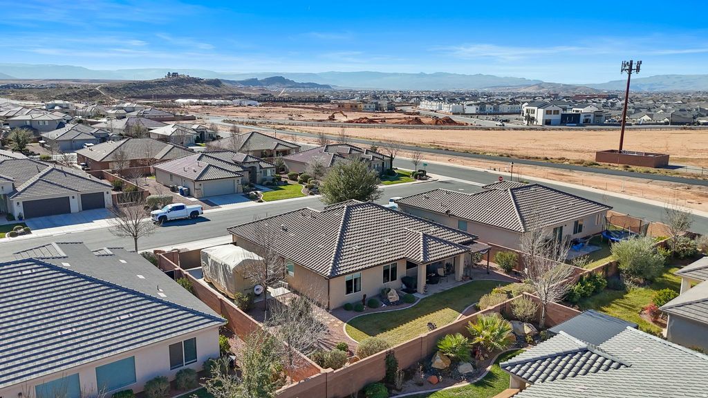 Photo of 925 E 3900 S, Washington, UT 84780 (MLS # 2131156)