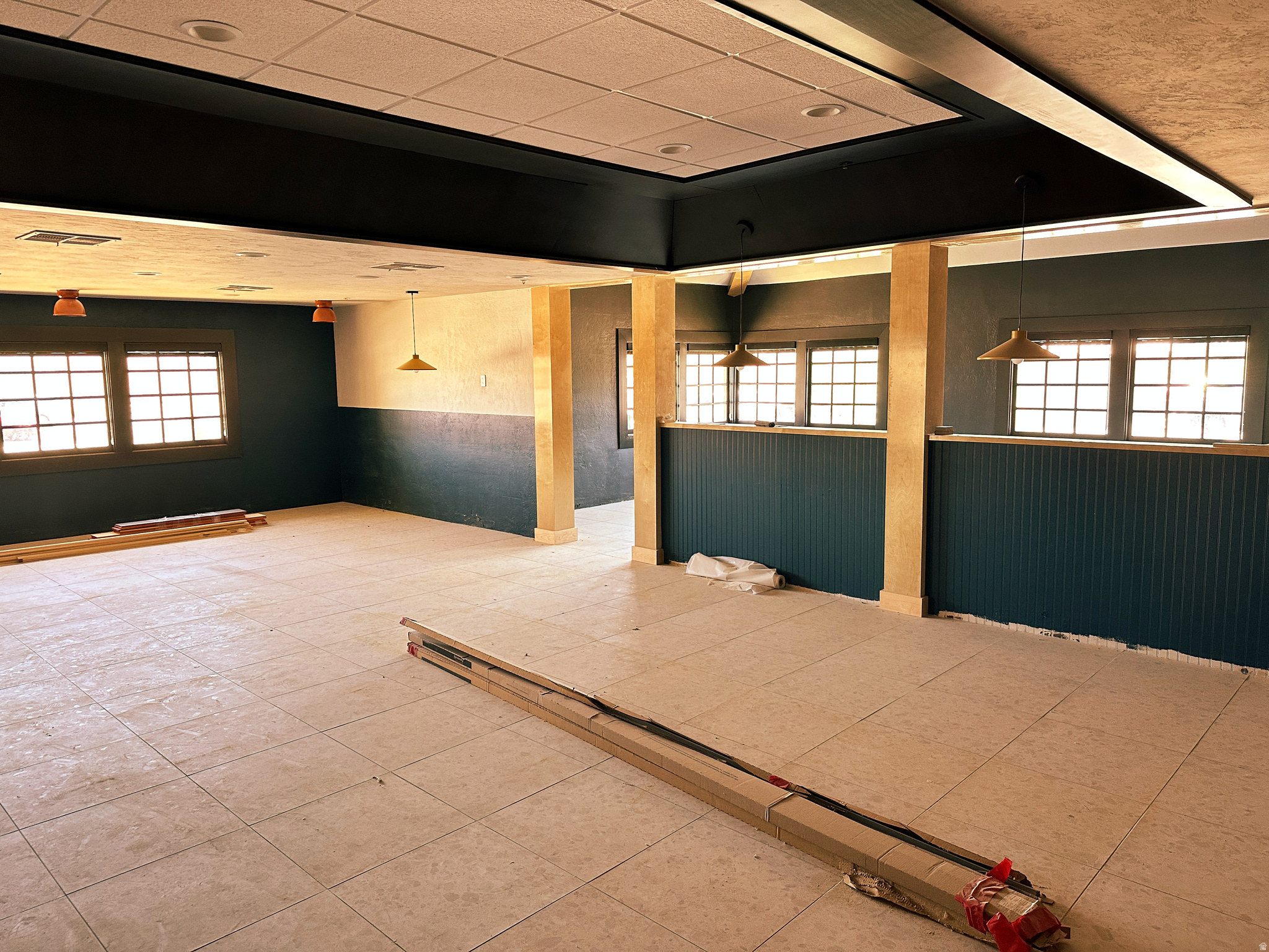 FORMER CRYSTAL INN - Commercial Sale