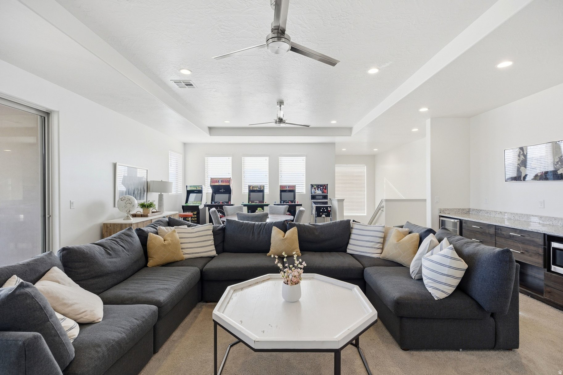 ARCADIA VACATION RES - Residential