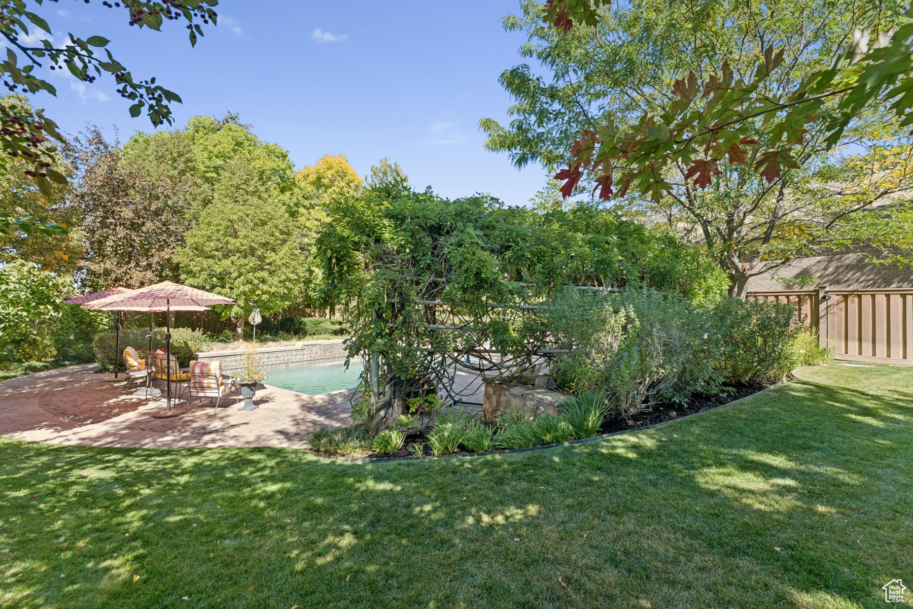 GLACIER MEADOW - Residential