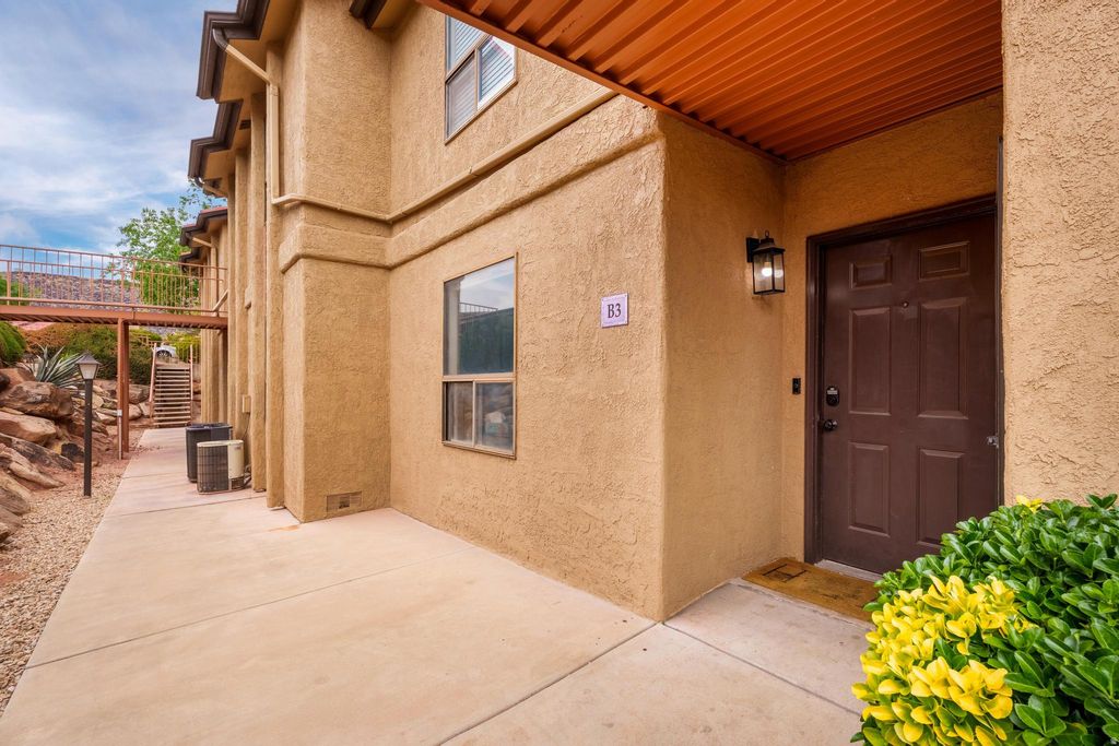 Photo of 161 W 950 S #B3, Saint George, UT 84770 (MLS # 2141951)