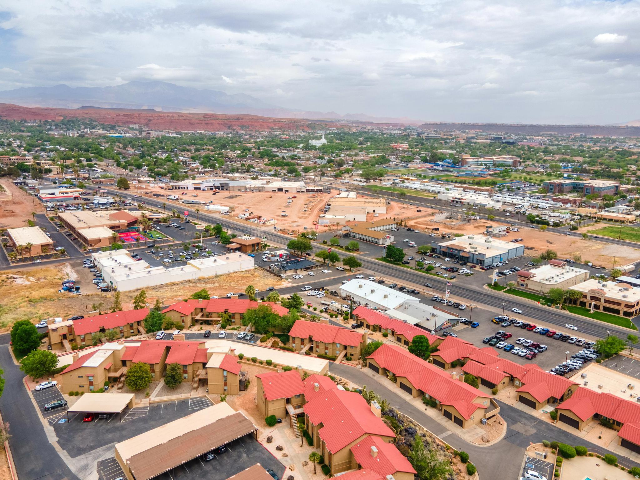 GARDENS SOUTH CONDOS - Residential