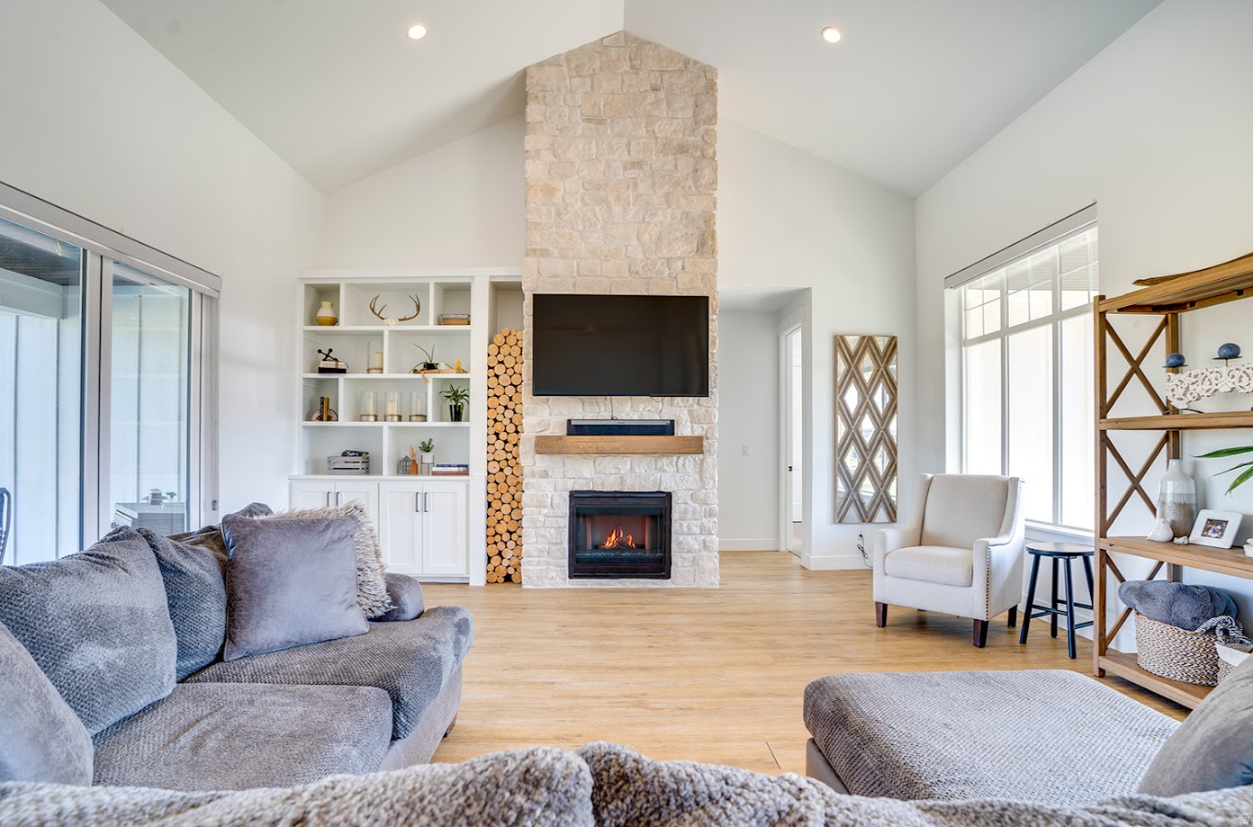 SUMMIT MEADOWS SUBDI - Residential