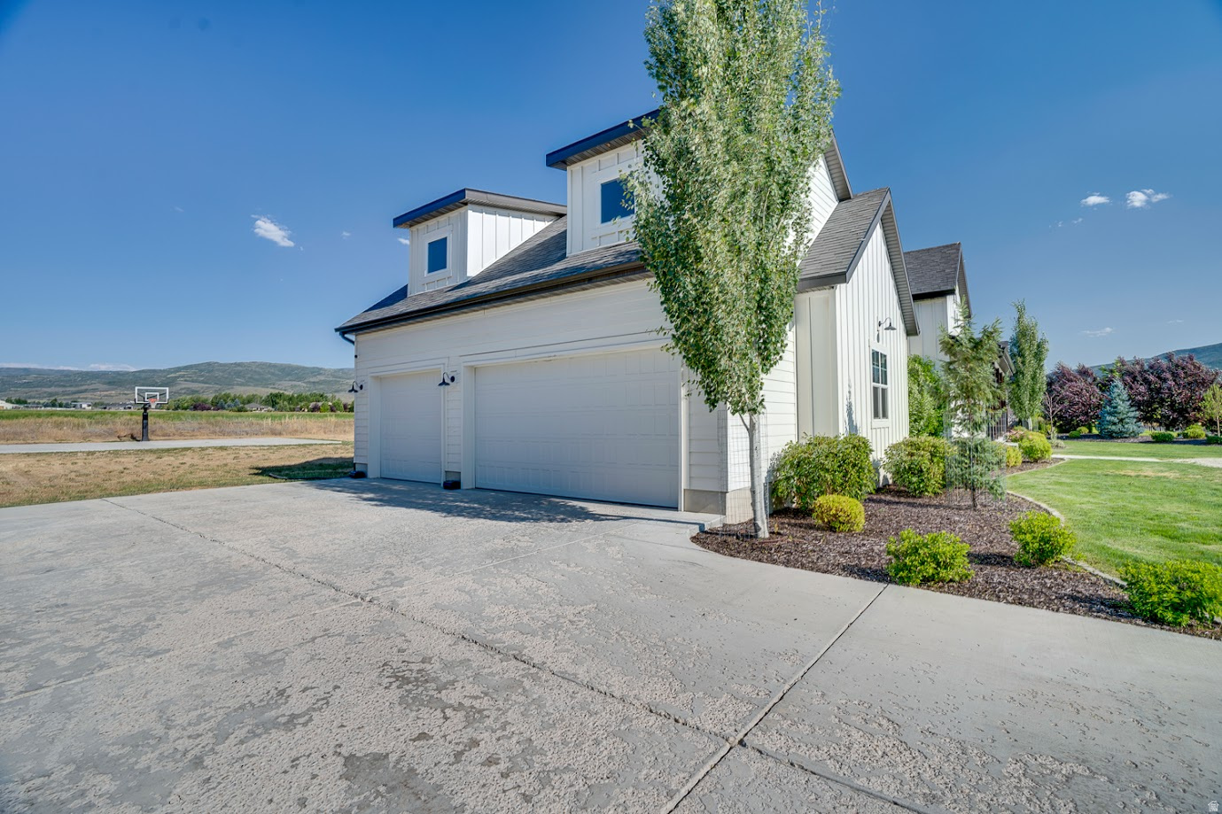 SUMMIT MEADOWS SUBDI - Residential