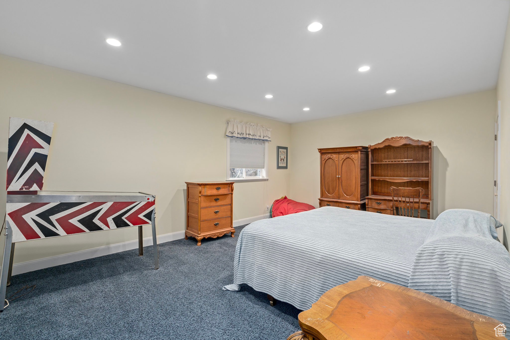 WOLFCREST HOLLOW - Residential