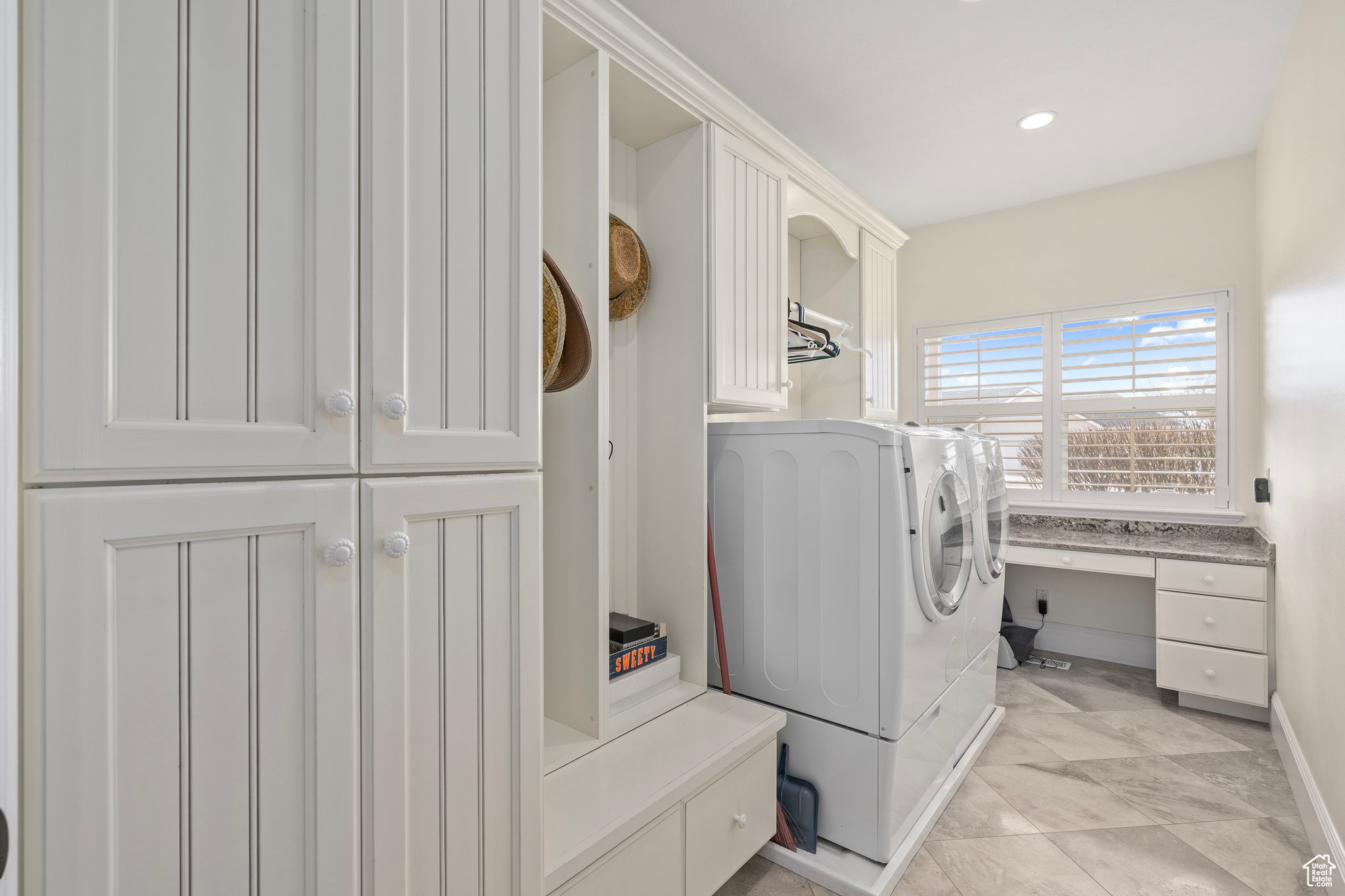 WOLFCREST HOLLOW - Residential