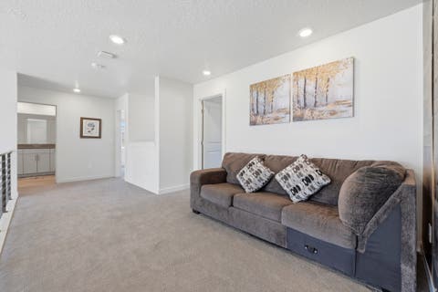 Tiny photo for 2656 N BLUEBELL DR, Saratoga Springs, UT 84045 (MLS # 2162286)