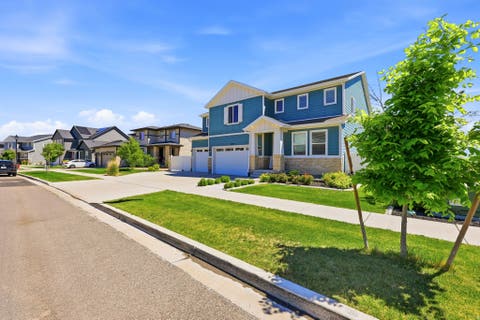 Tiny photo for 2656 N BLUEBELL DR, Saratoga Springs, UT 84045 (MLS # 2162286)