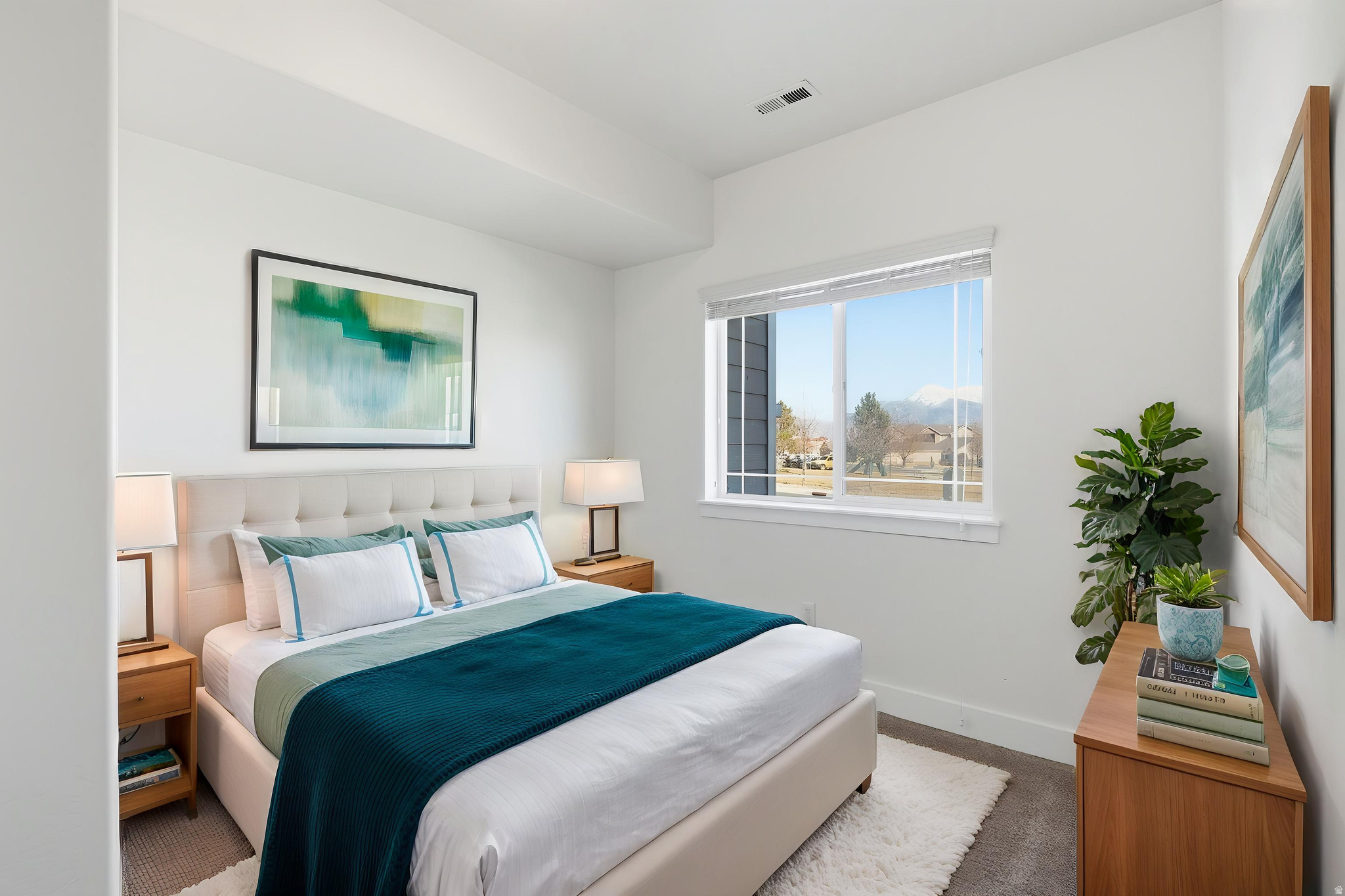 HILLCREST CONDO - Residential