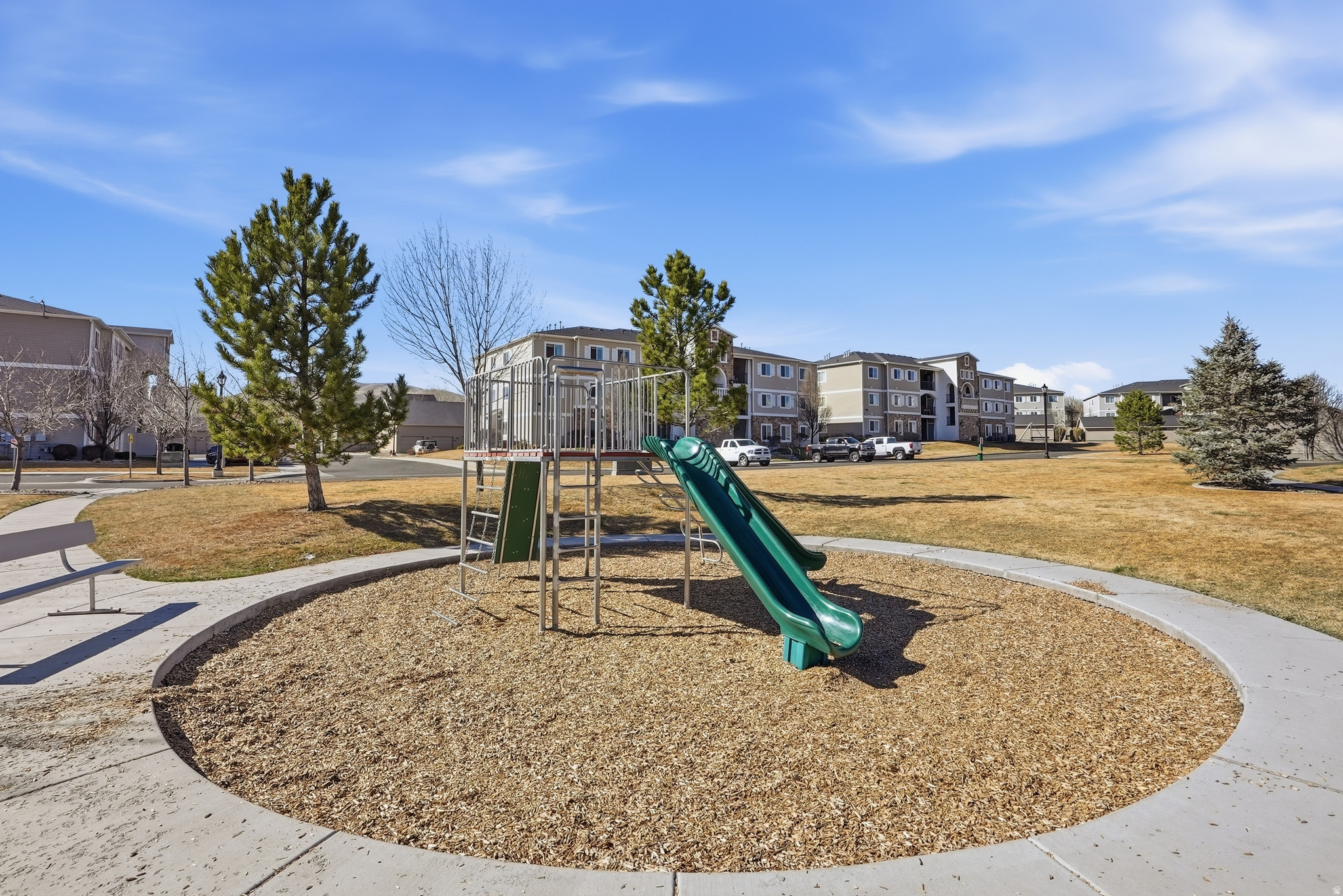 HILLCREST CONDO - Residential