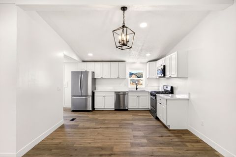 Tiny photo for 1473 N ROME WAY, Apple Valley, UT 84737 (MLS # 2127026)