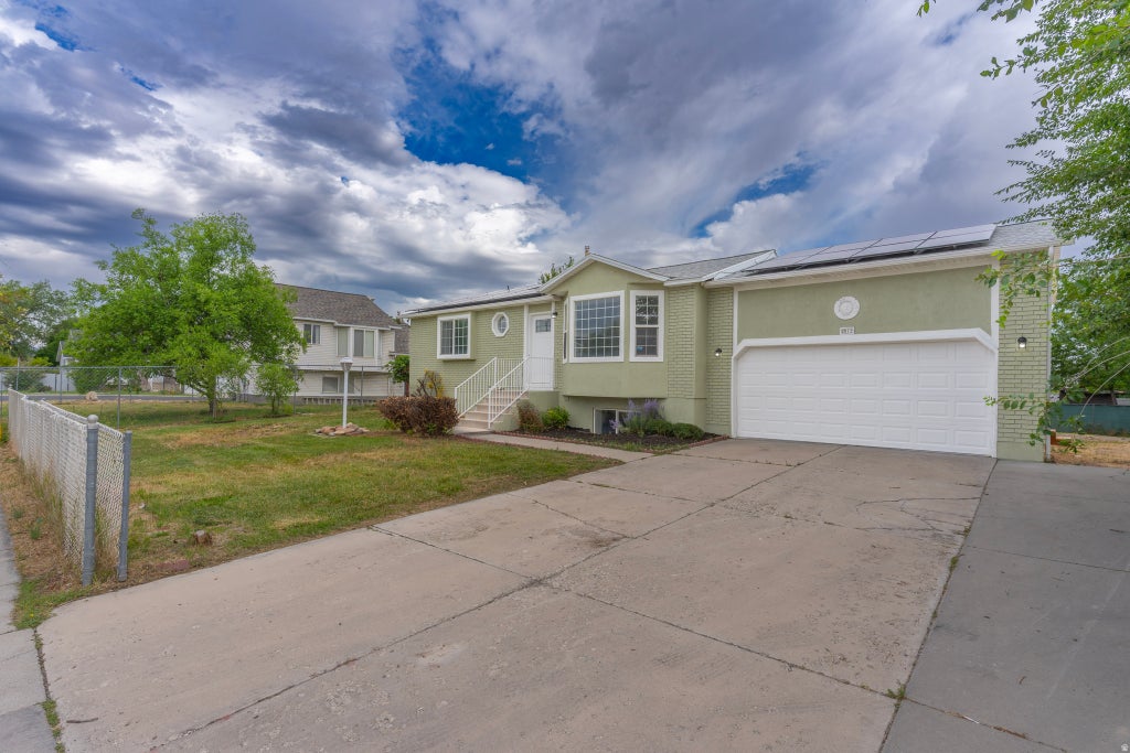 Photo of 2072 W 3800 S, West Valley City, UT 84119 (MLS # 2170402)