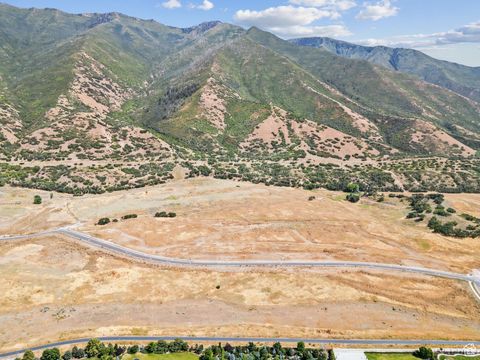 Tiny photo for 2116 S VALLEY VIEW DR #58, Mapleton, UT 84664 (MLS # 2099917)