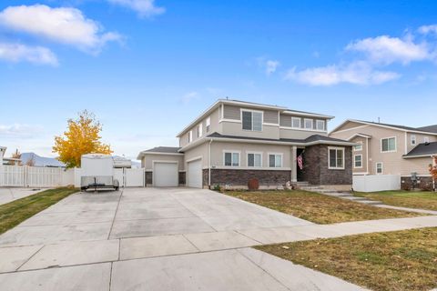 Tiny photo for 743 W 1150 S, Springville, UT 84663 (MLS # 2122748)