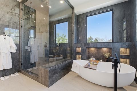 Tiny photo for 5845 S 1900 E, Holladay, UT 84121 (MLS # 2149552)