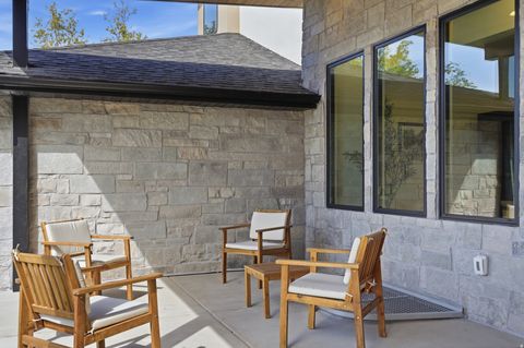 Tiny photo for 5845 S 1900 E, Holladay, UT 84121 (MLS # 2149552)