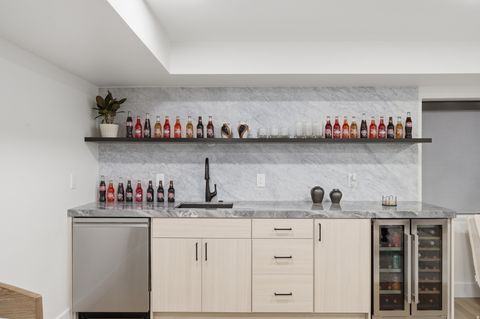 Tiny photo for 5845 S 1900 E, Holladay, UT 84121 (MLS # 2149552)