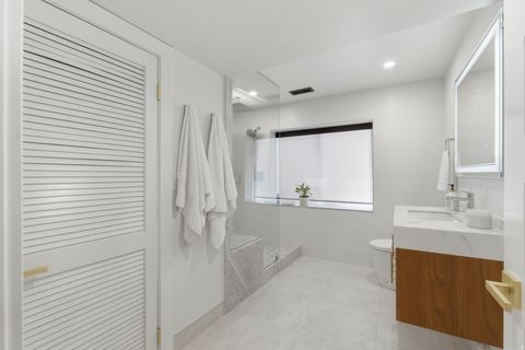 Tiny photo for 5845 S 1900 E, Holladay, UT 84121 (MLS # 2149552)