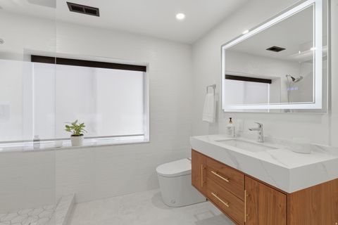 Tiny photo for 5845 S 1900 E, Holladay, UT 84121 (MLS # 2149552)