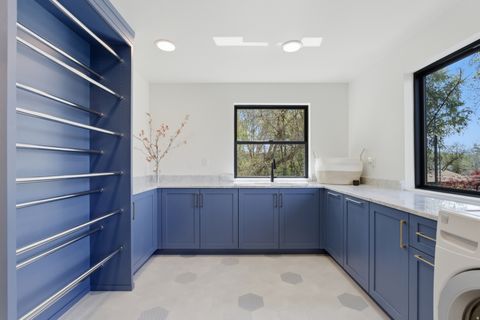 Tiny photo for 5845 S 1900 E, Holladay, UT 84121 (MLS # 2149552)