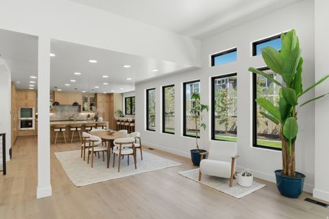 Tiny photo for 5845 S 1900 E, Holladay, UT 84121 (MLS # 2149552)