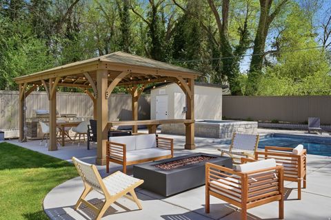 Tiny photo for 5845 S 1900 E, Holladay, UT 84121 (MLS # 2149552)