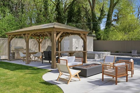 Tiny photo for 5845 S 1900 E, Holladay, UT 84121 (MLS # 2149552)