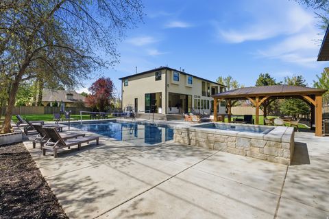 Tiny photo for 5845 S 1900 E, Holladay, UT 84121 (MLS # 2149552)