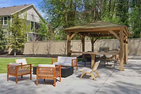 Tiny photo for 5845 S 1900 E, Holladay, UT 84121 (MLS # 2149552)