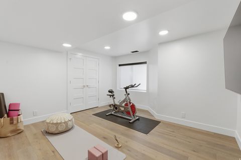 Tiny photo for 5845 S 1900 E, Holladay, UT 84121 (MLS # 2149552)