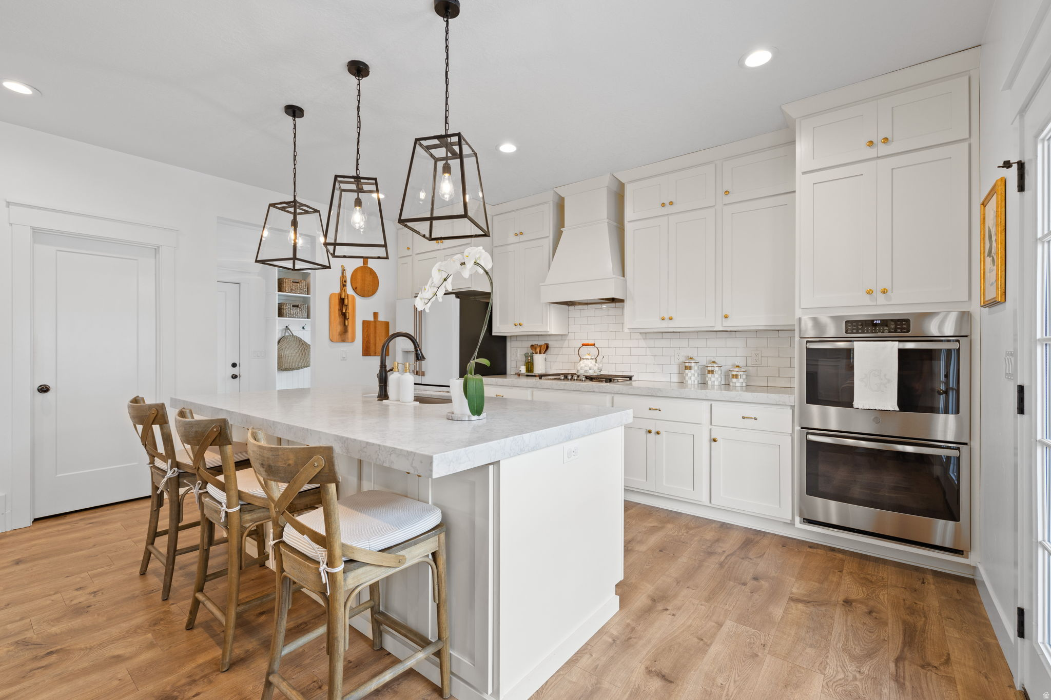 HILL FARMS - Residential