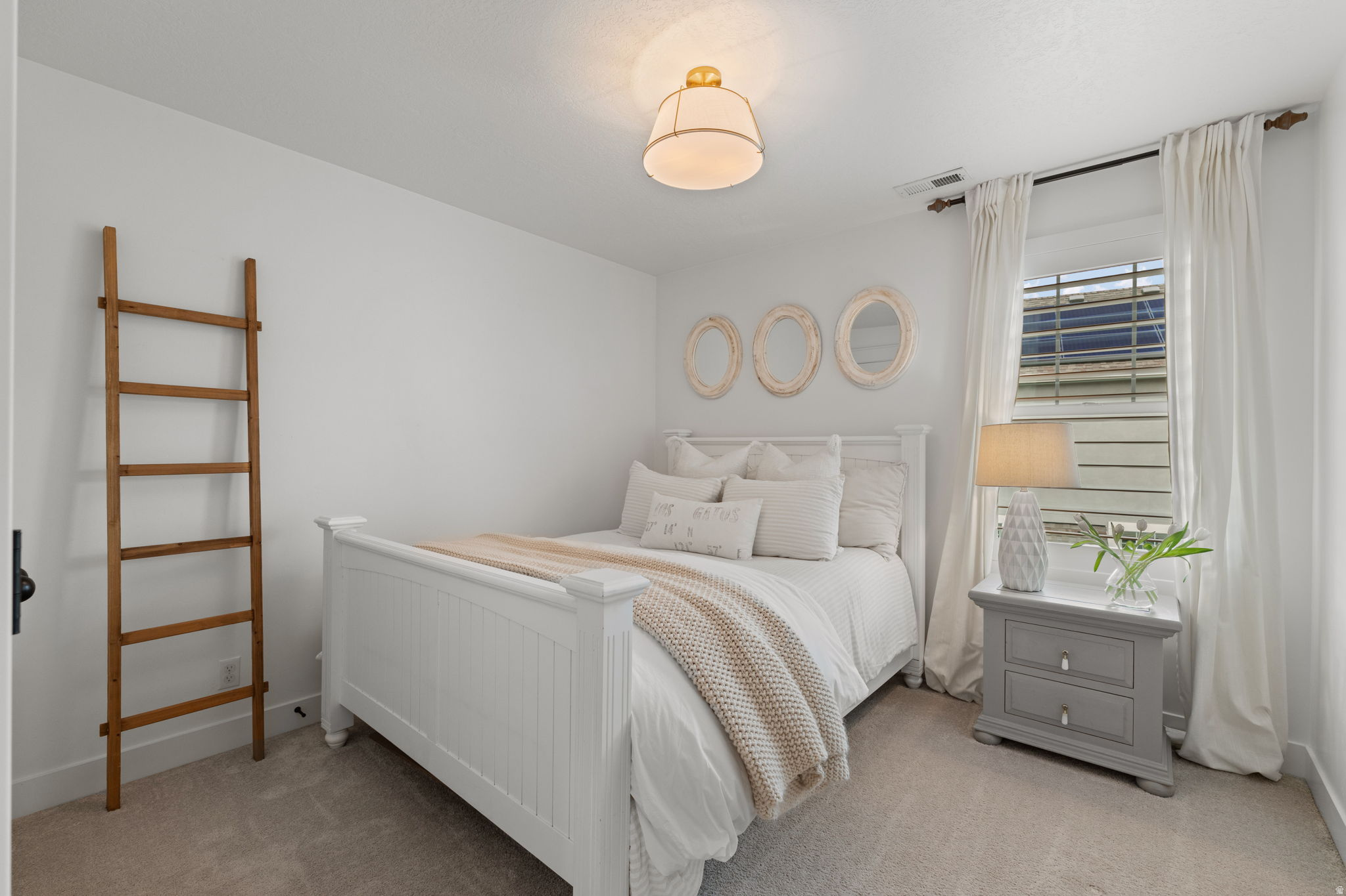 HILL FARMS - Residential