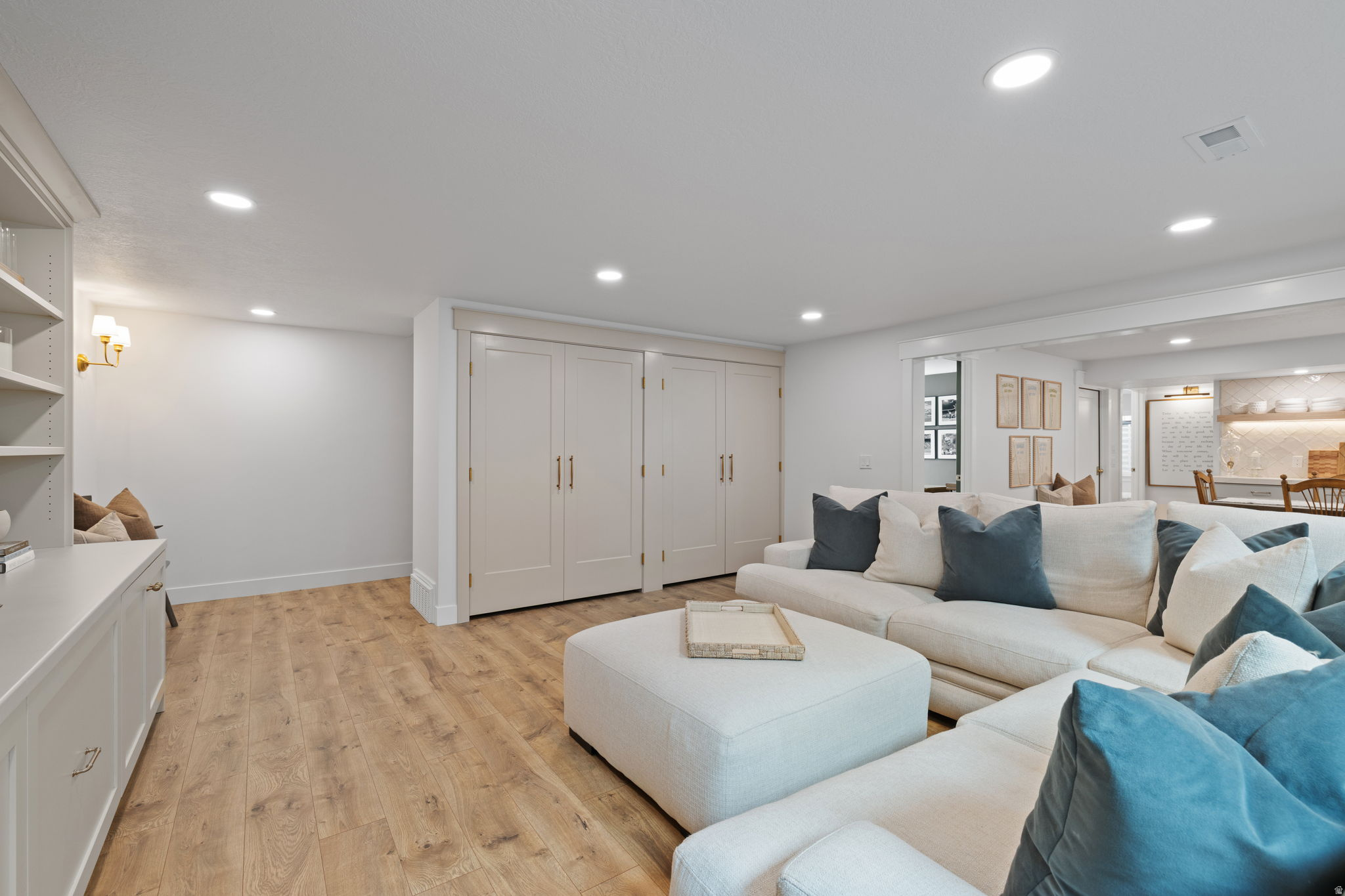HILL FARMS - Residential