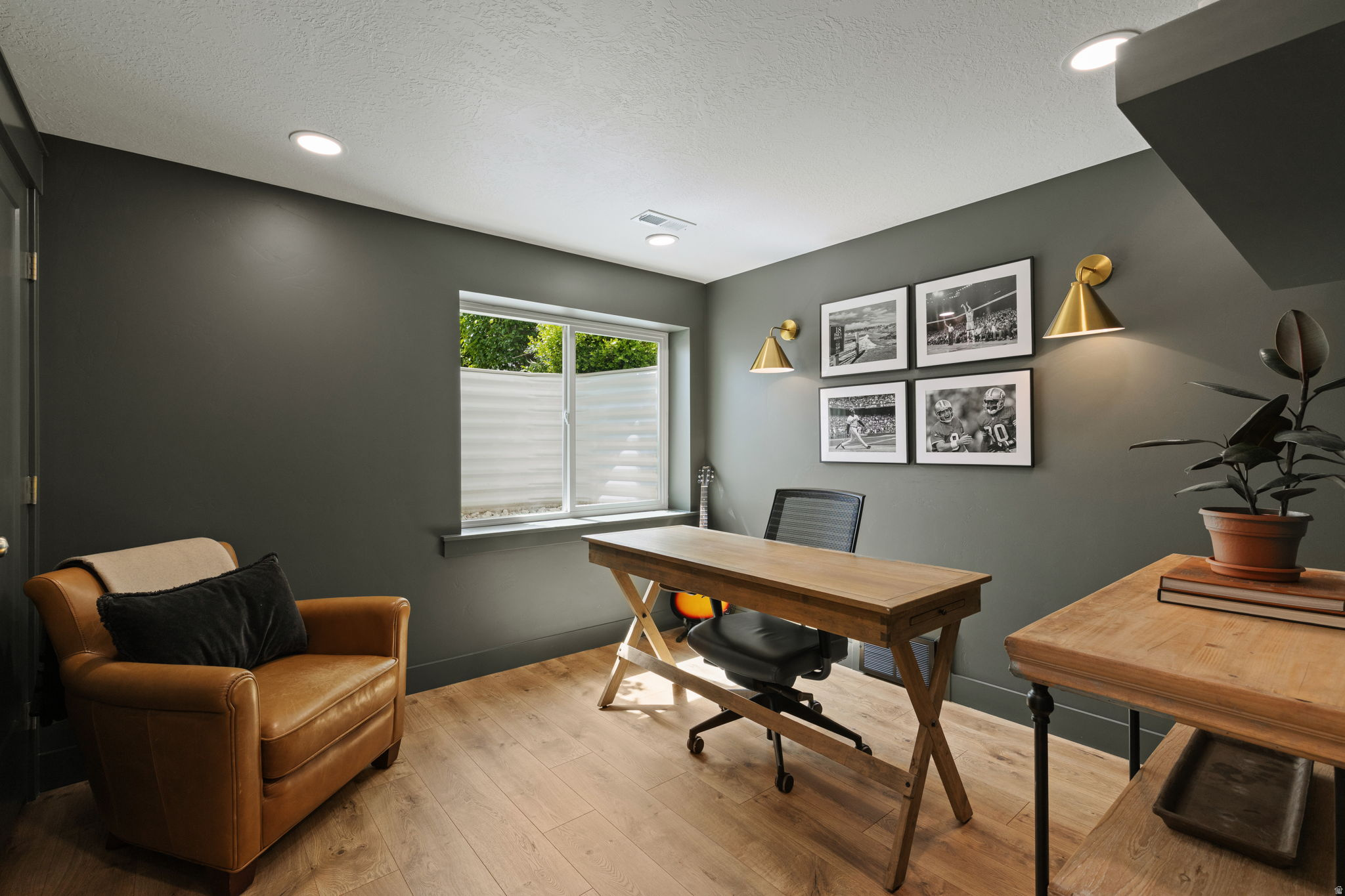HILL FARMS - Residential