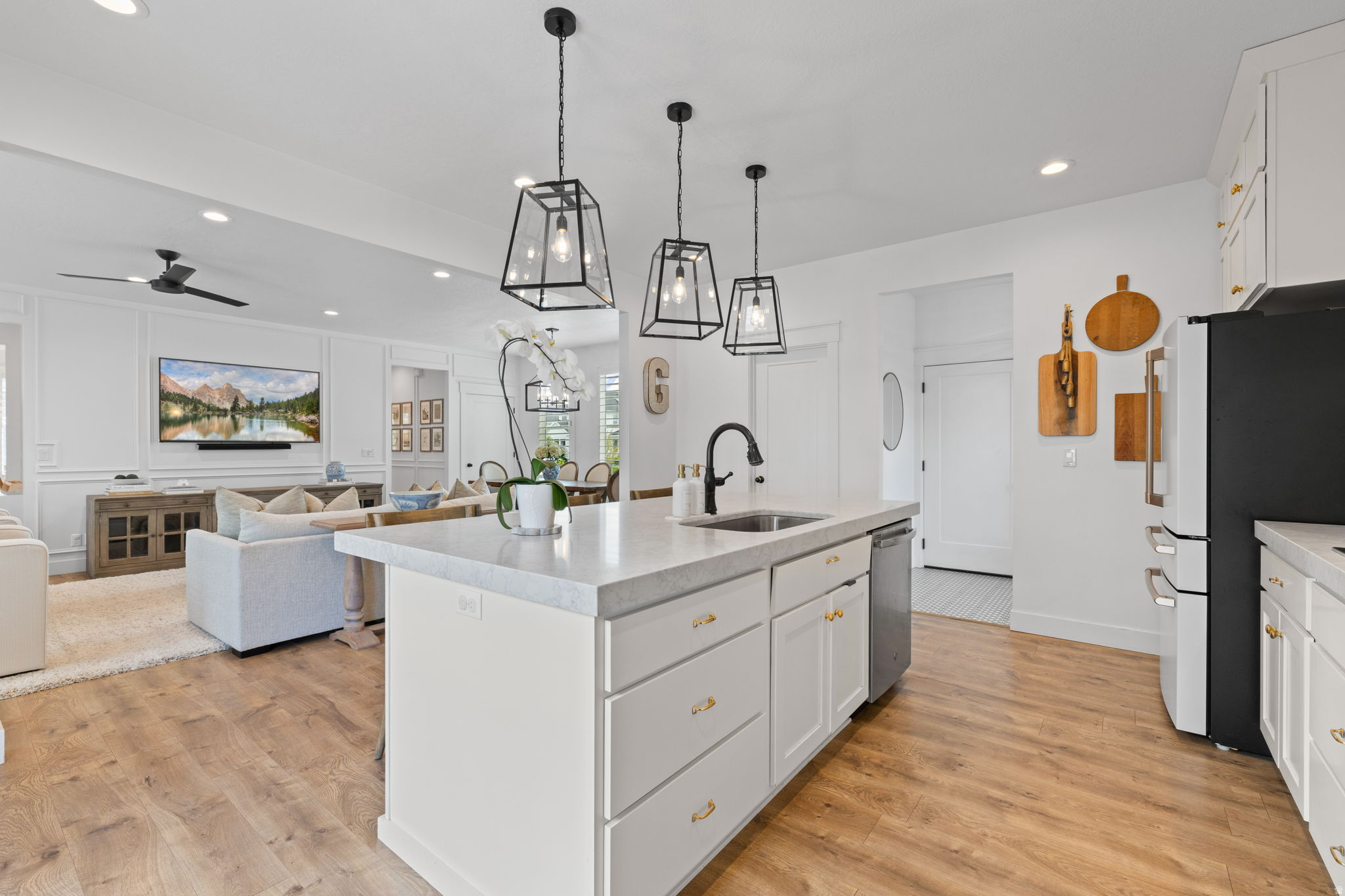 HILL FARMS - Residential