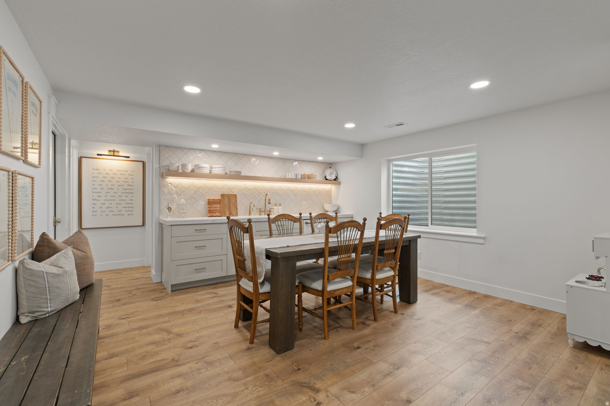 HILL FARMS - Residential