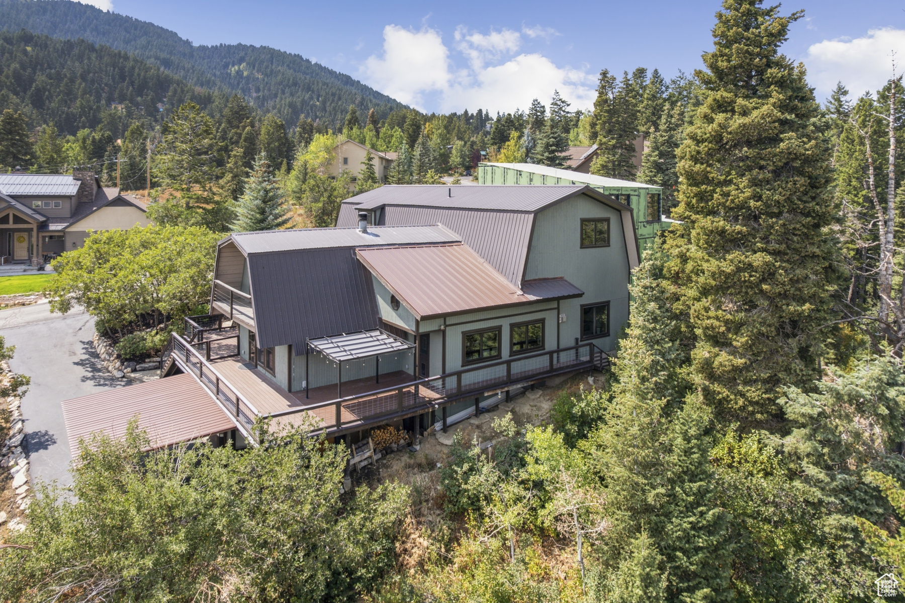 SUMMIT PARK - Residential