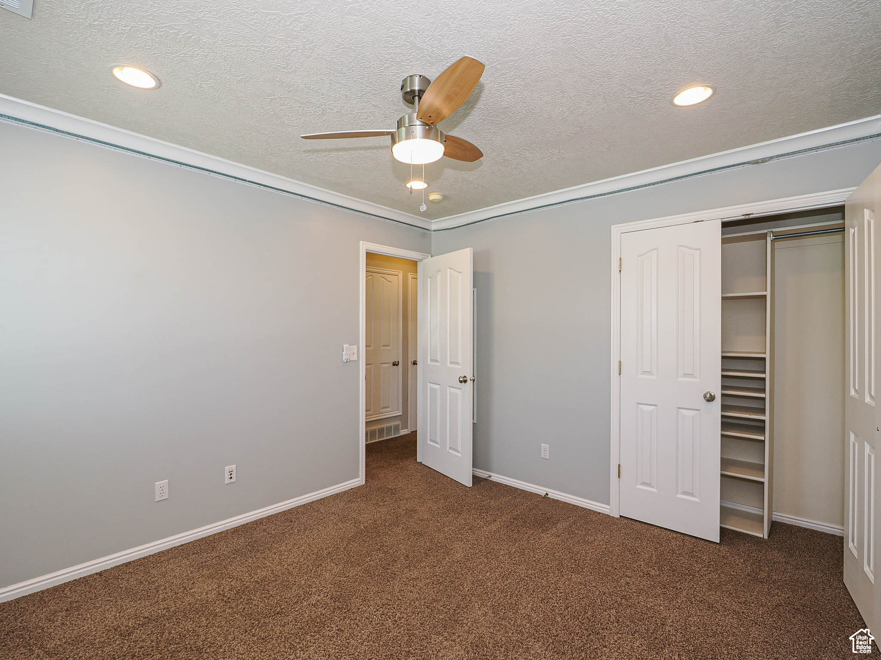 RIVER PARK - Residential