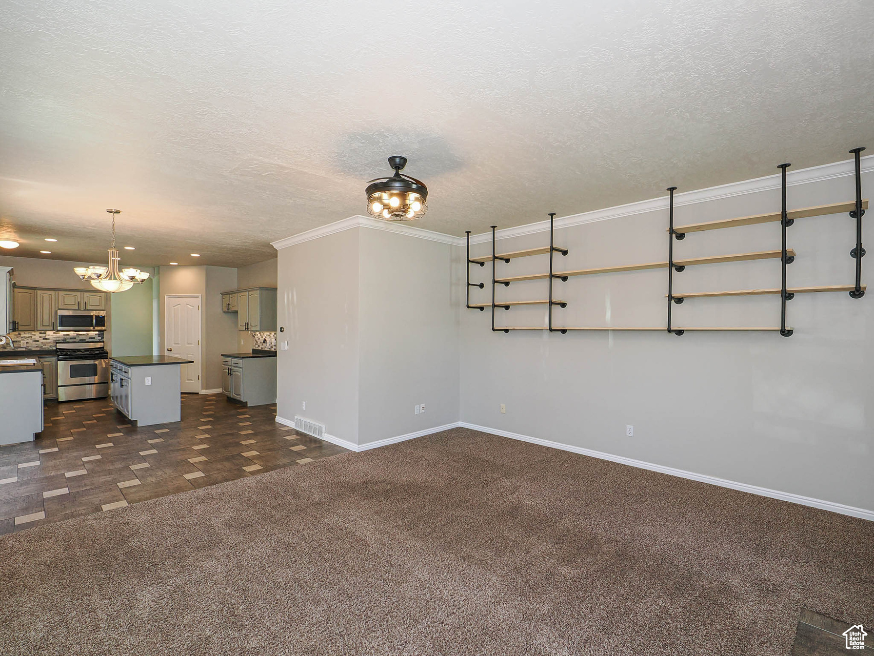 RIVER PARK - Residential