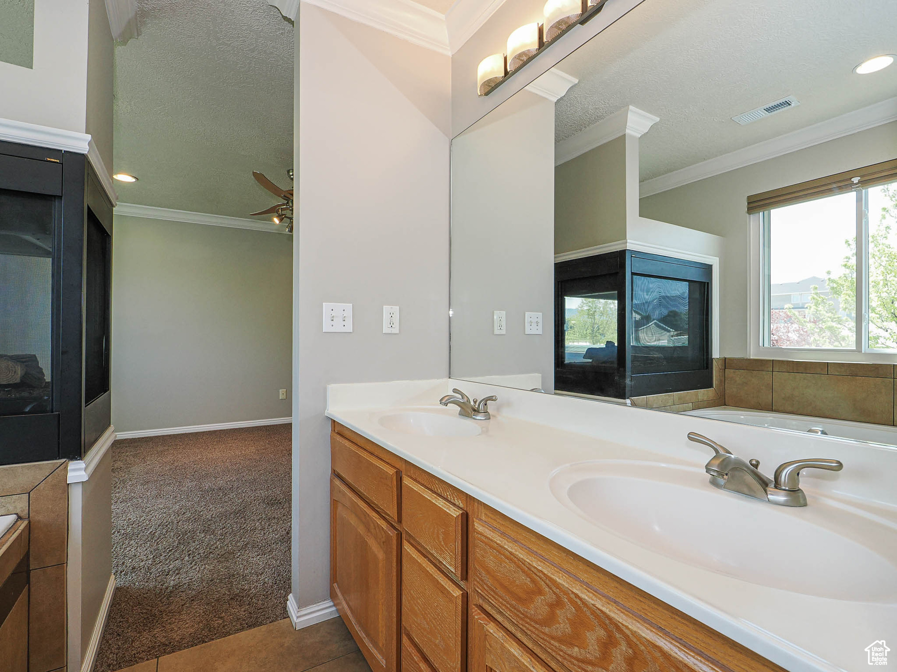 RIVER PARK - Residential