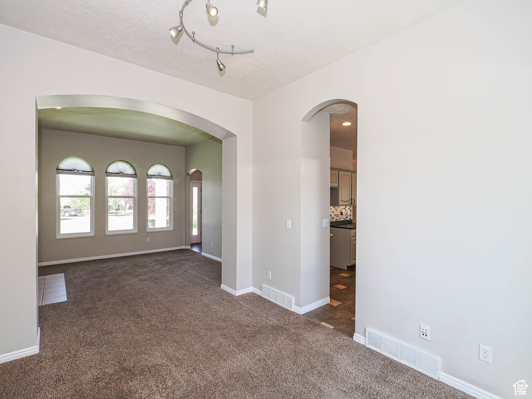 RIVER PARK - Residential